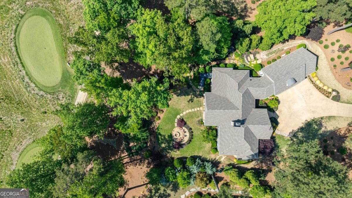 4 bedroom, 5 bathroom, 4,516 sq ft single family residence for sale at 2051 Sandy Ford, Greensboro, GA 30642 — photo 4