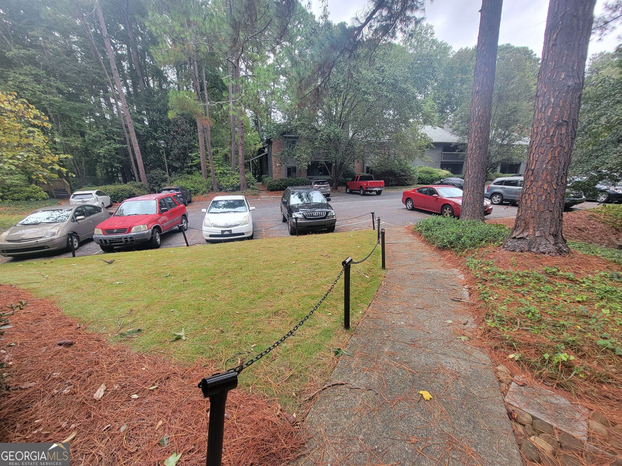 2 bedroom, 2 bathroom, 1,178 sq ft condominium for rent at 702 Tuxworth Circle, Decatur, GA 30033 for $1,650 a month — photo 3