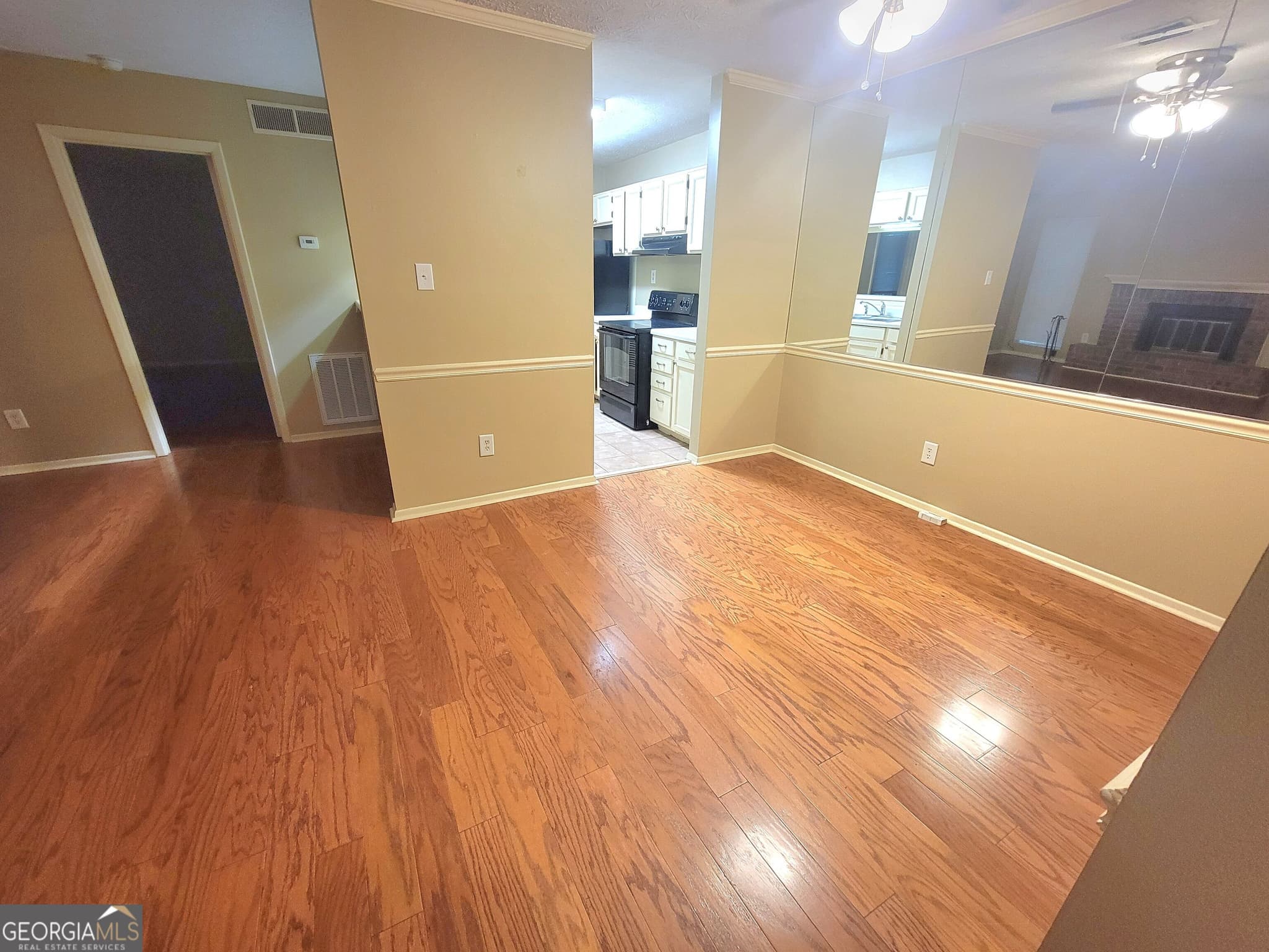 2 bedroom, 2 bathroom, 1,178 sq ft condominium for rent at 702 Tuxworth Circle, Decatur, GA 30033 for $1,650 a month — photo 4