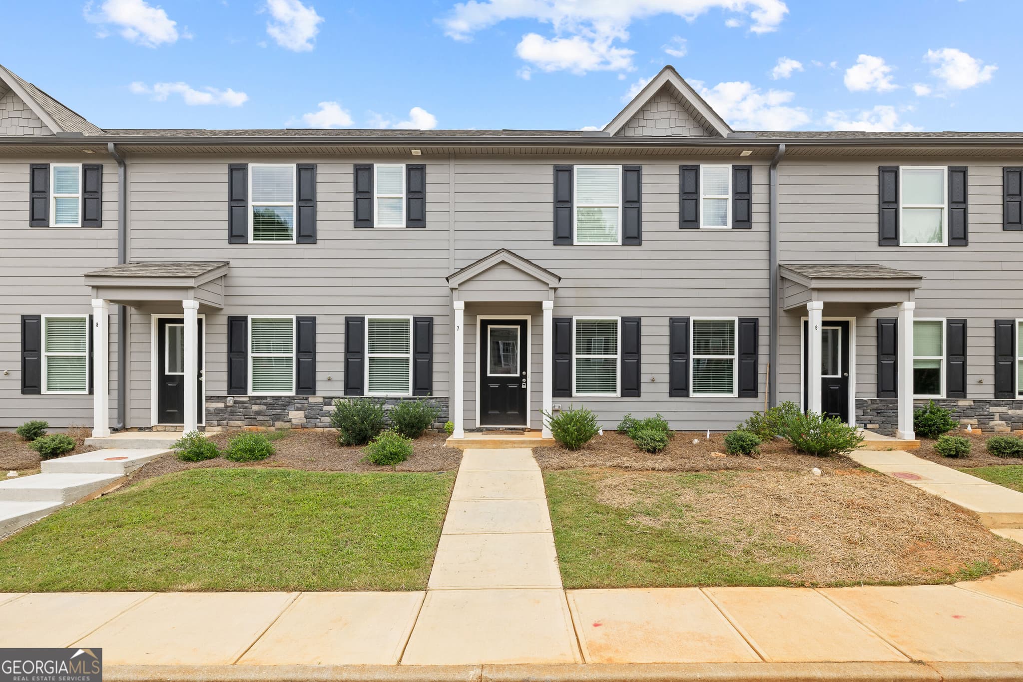 3 bedroom, 2.5 bathroom, 1,240 sq ft townhouse for sale at 100 Lena Lane # 7, Eatonton, GA 31024