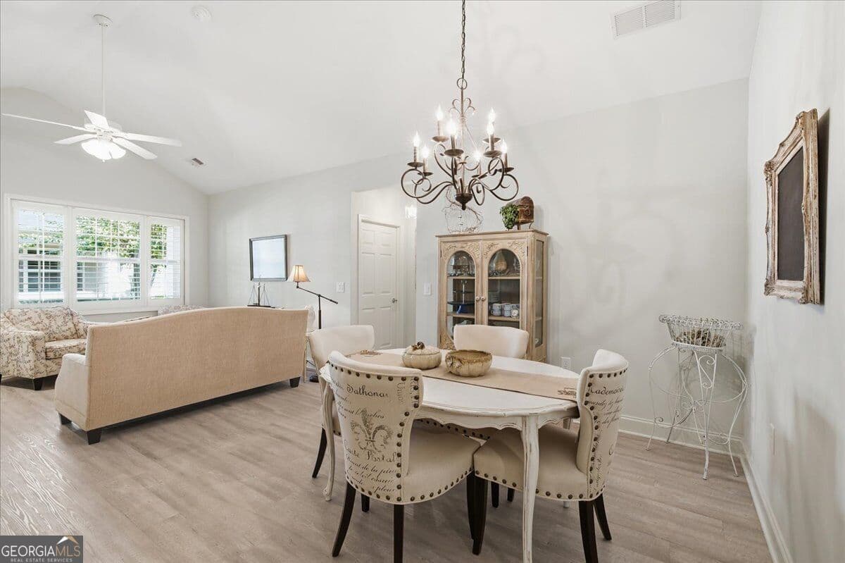 3 bedroom, 3 bathroom, 2,355 sq ft condominium for sale at 222 Orchards Circle, Woodstock, GA 30188 — photo 4