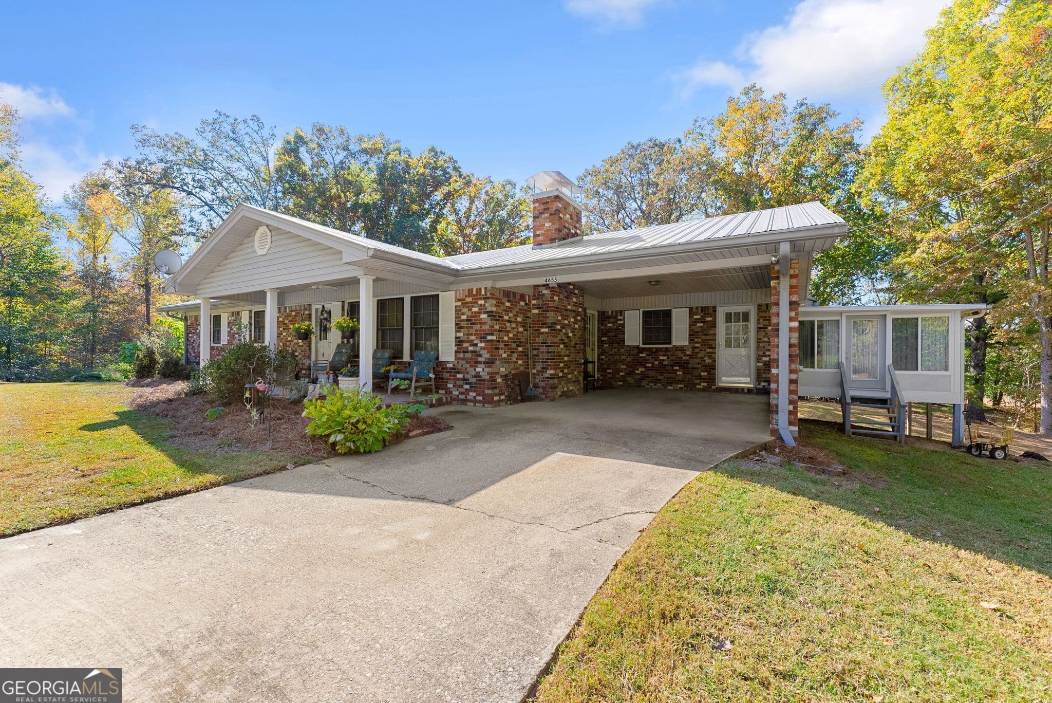 3 bedroom, 2.5 bathroom single family residence for sale at 4655 Eston Smith Road, Gainesville, GA 30506 — photo 5