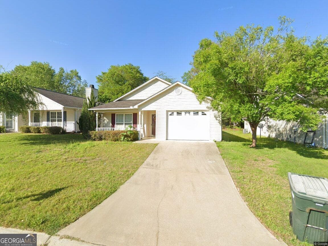 3 bedroom, 2 bathroom, 1,284 sq ft single family residence for rent at 110 Easy Street, Dublin, GA 31021 for $1,800 a month — photo 1 of 1