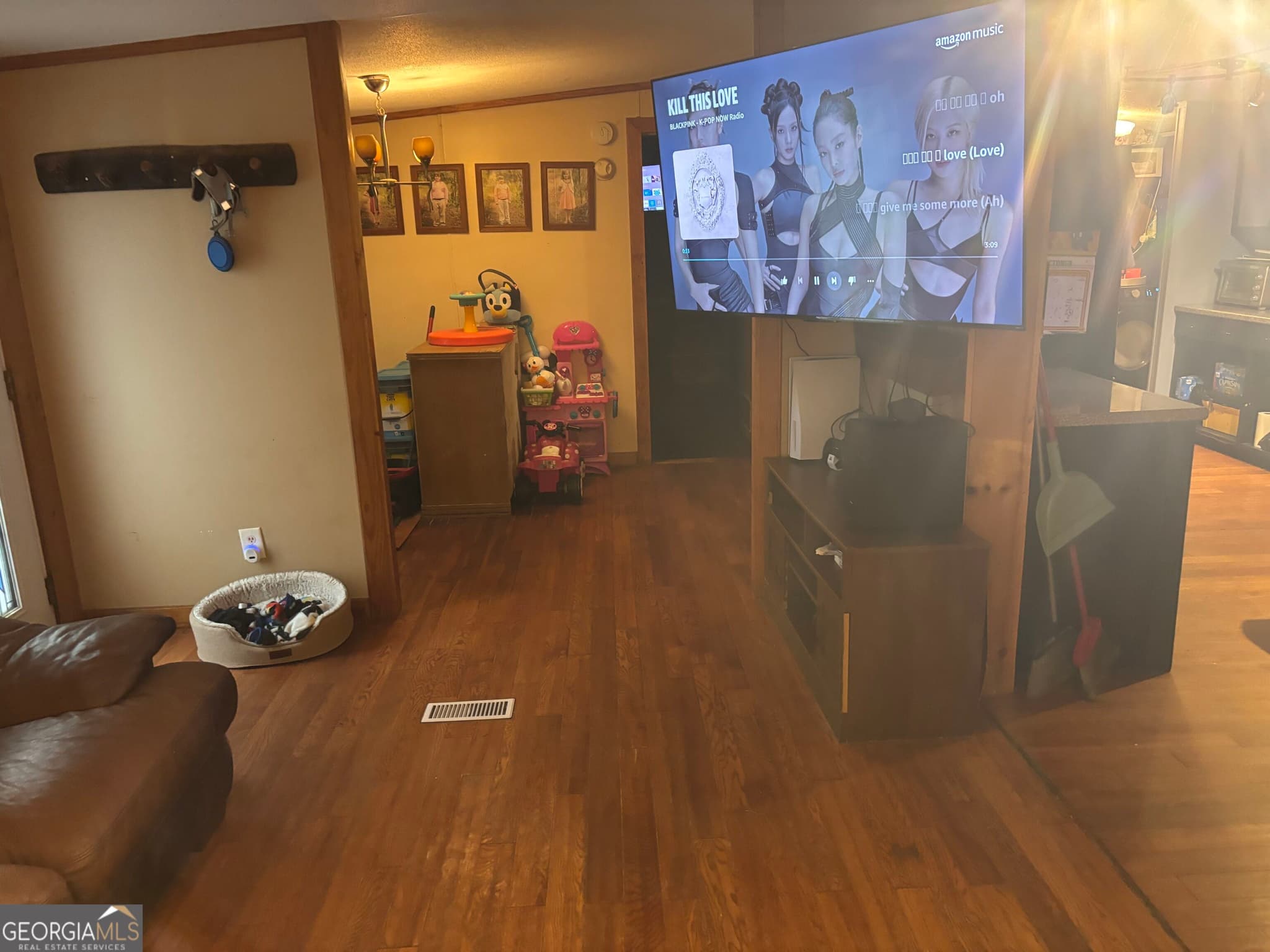 3 bedroom, 2 bathroom, 1,104 sq ft manufactured home,single family residence for sale at 59 Blacks Creek Drive, Clayton, GA 30525 — photo 7