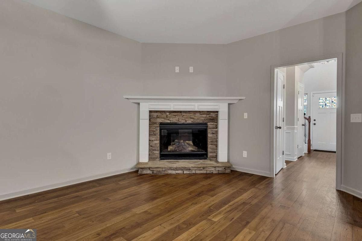 3 bedroom, 2.5 bathroom, 1,864 sq ft townhouse for sale at 4118 Mars Bay 27, Acworth, GA 30101 — photo 7