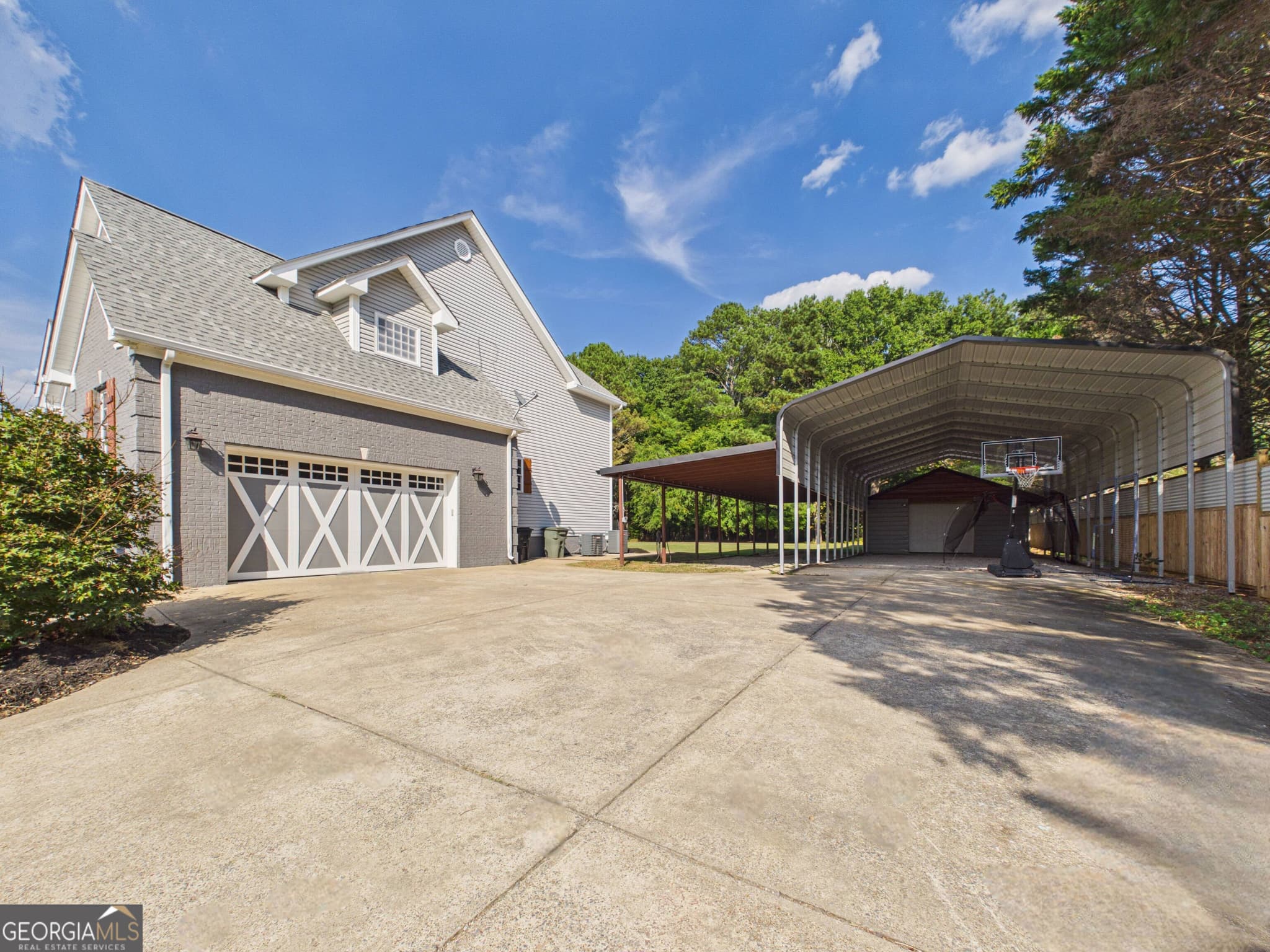 7 bedroom, 4 bathroom, 4,100 sq ft single family residence for sale at 445 Roy Bird Road, Rock Spring, GA 30739 — photo 7
