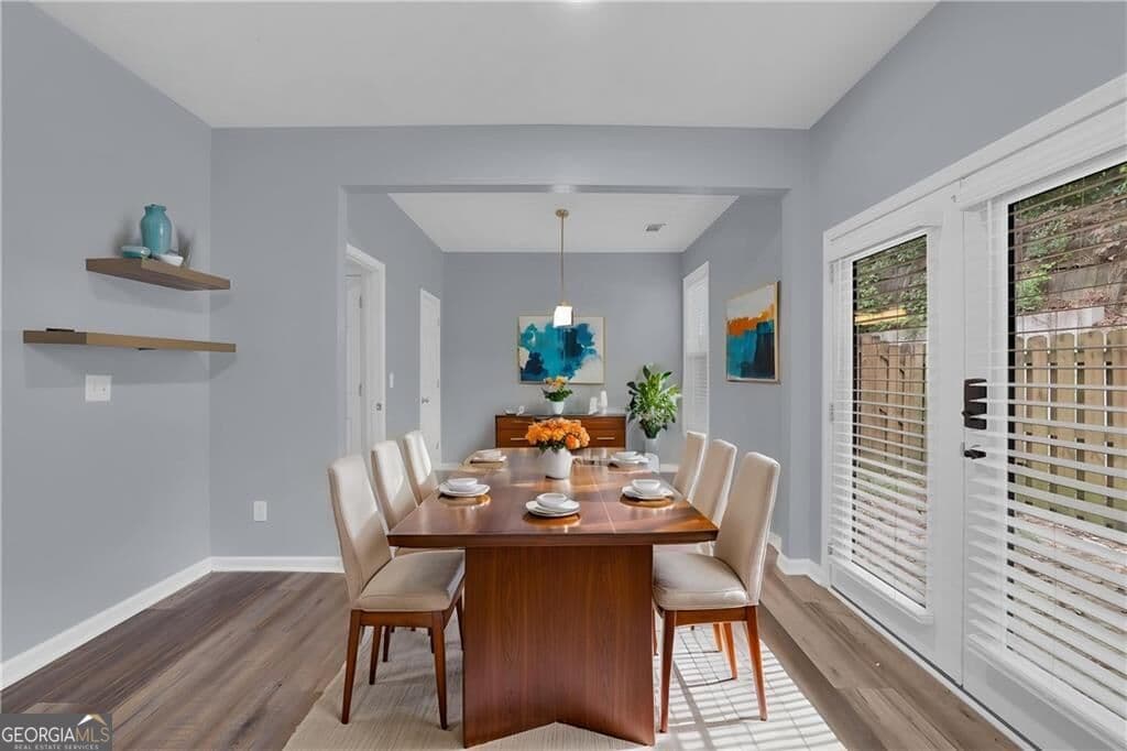 3 bedroom, 2.5 bathroom, 1,948 sq ft townhouse for sale at 4125 Magnolia Glen Walk 1, Norcross, GA 30093 — photo 6