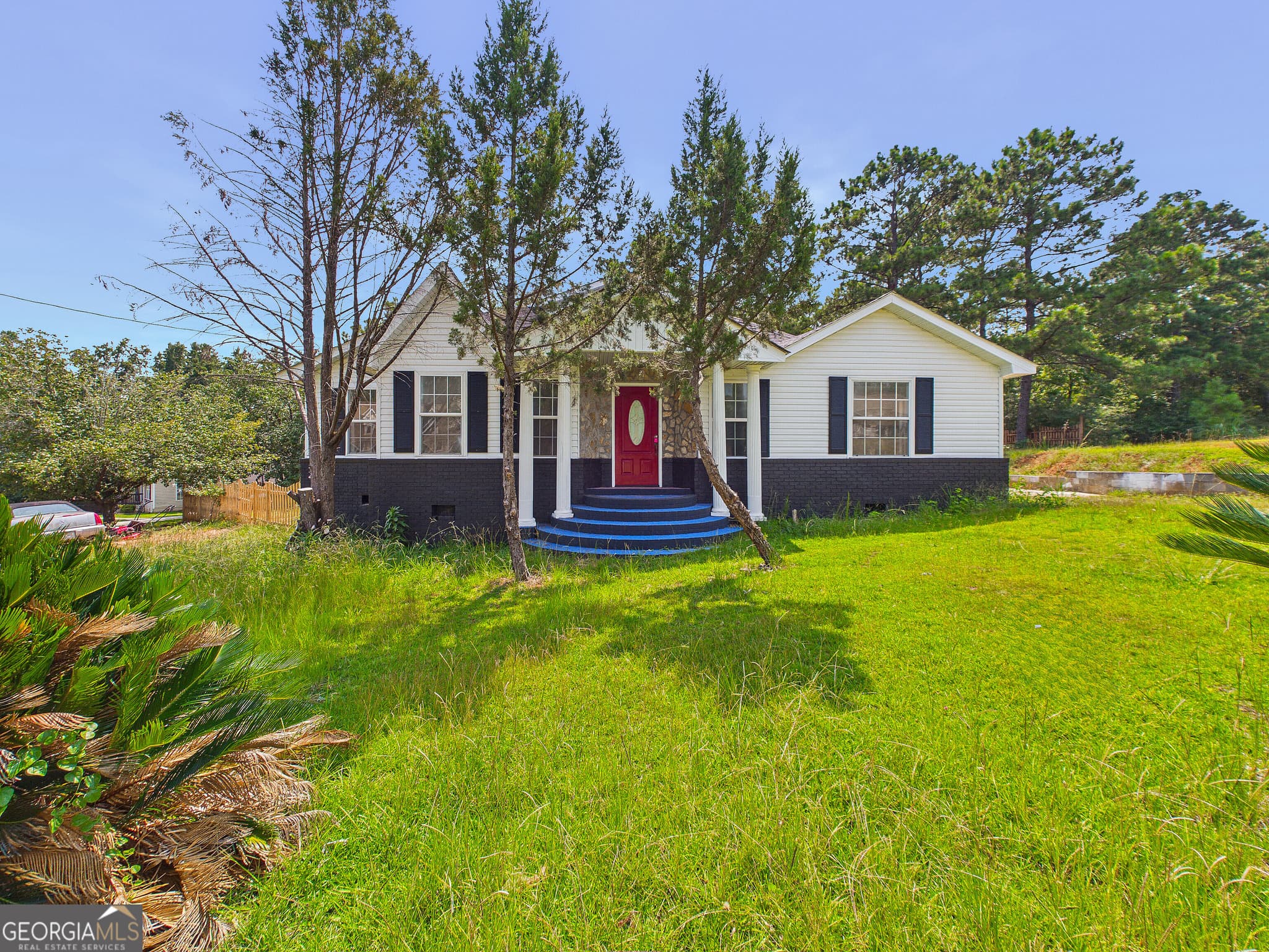 5 bedroom, 4.5 bathroom, 2,186 sq ft single family residence for sale at 153 Wheehaw Road, Macon, GA 31211