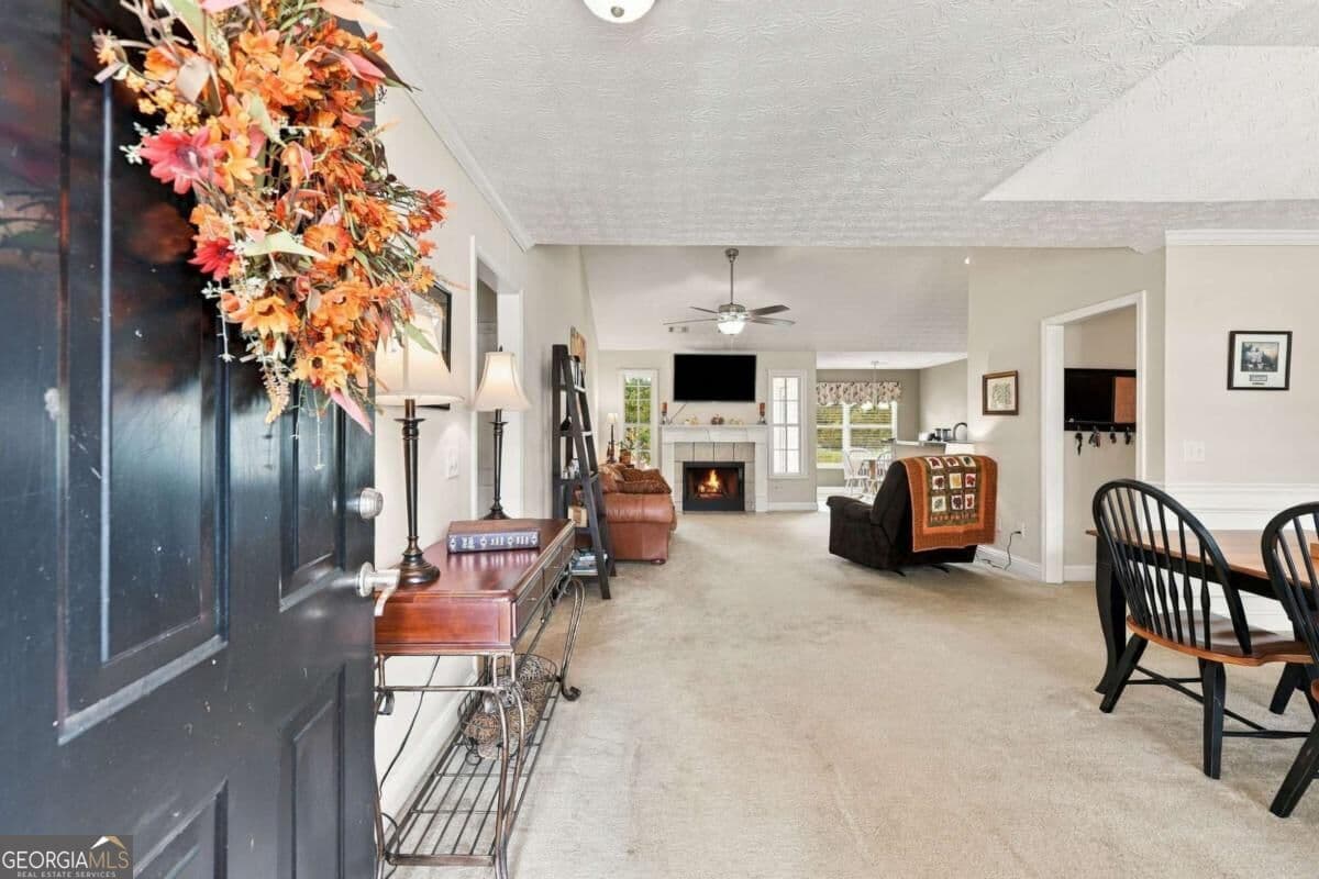 3 bedroom, 2 bathroom, 1,506 sq ft single family residence for sale at 323 Tallassee Lane, Statham, GA 30666 — photo 6