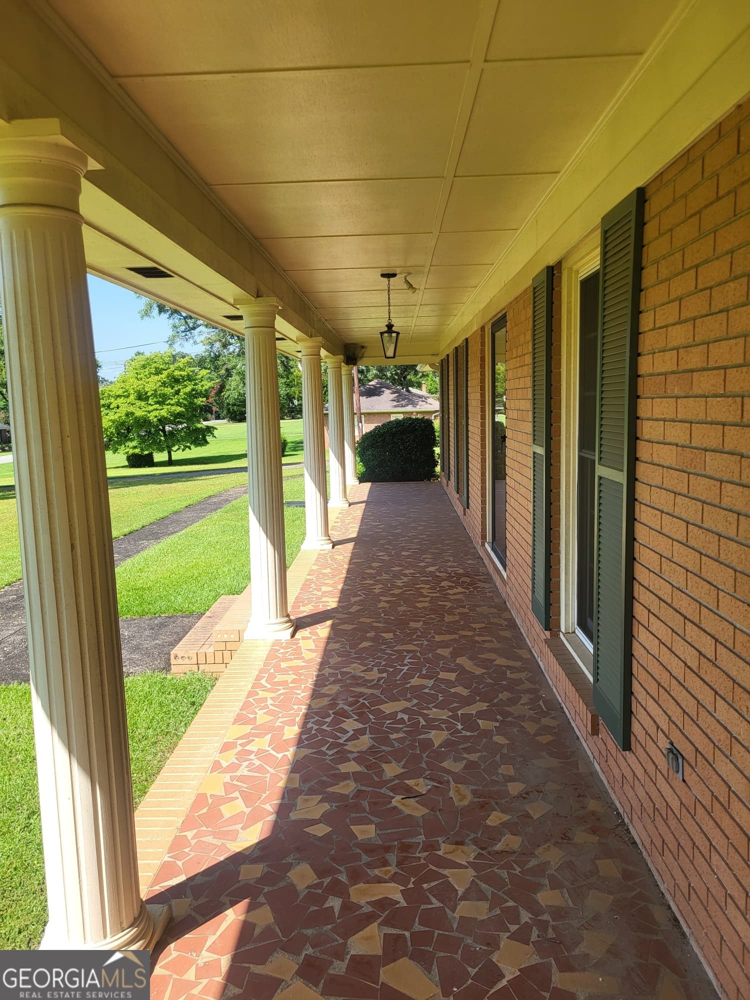 3 bedroom, 2 bathroom, 2,419 sq ft single family residence for sale at 1210 25th Street, Valley, AL 36854 — photo 5