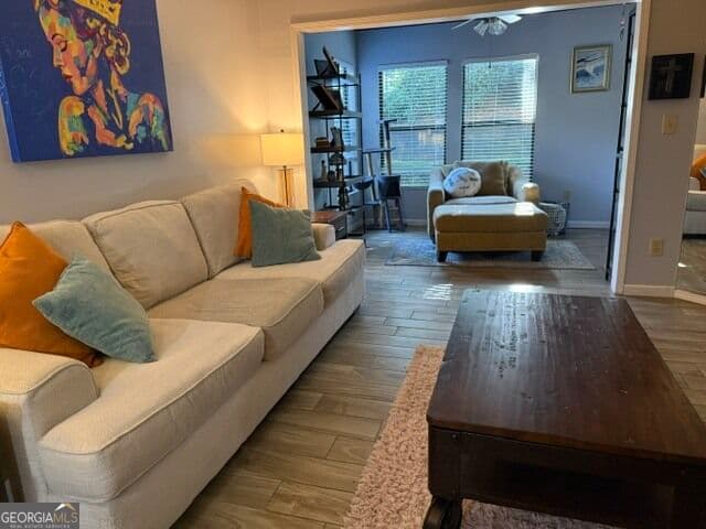 2 bedroom, 2 bathroom, 1,355 sq ft condominium for sale at 1702 Parkaire Crossing 1700, Marietta, GA 30068 — photo 6