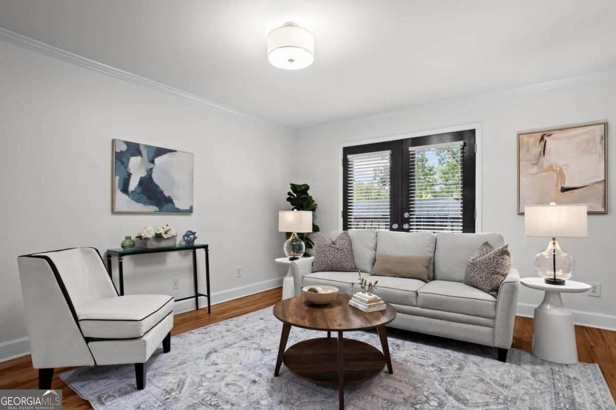1 bedroom, 1 bathroom, 631 sq ft condominium for sale at 48 Peachtree Avenue 429, Atlanta, GA 30305 — photo 3
