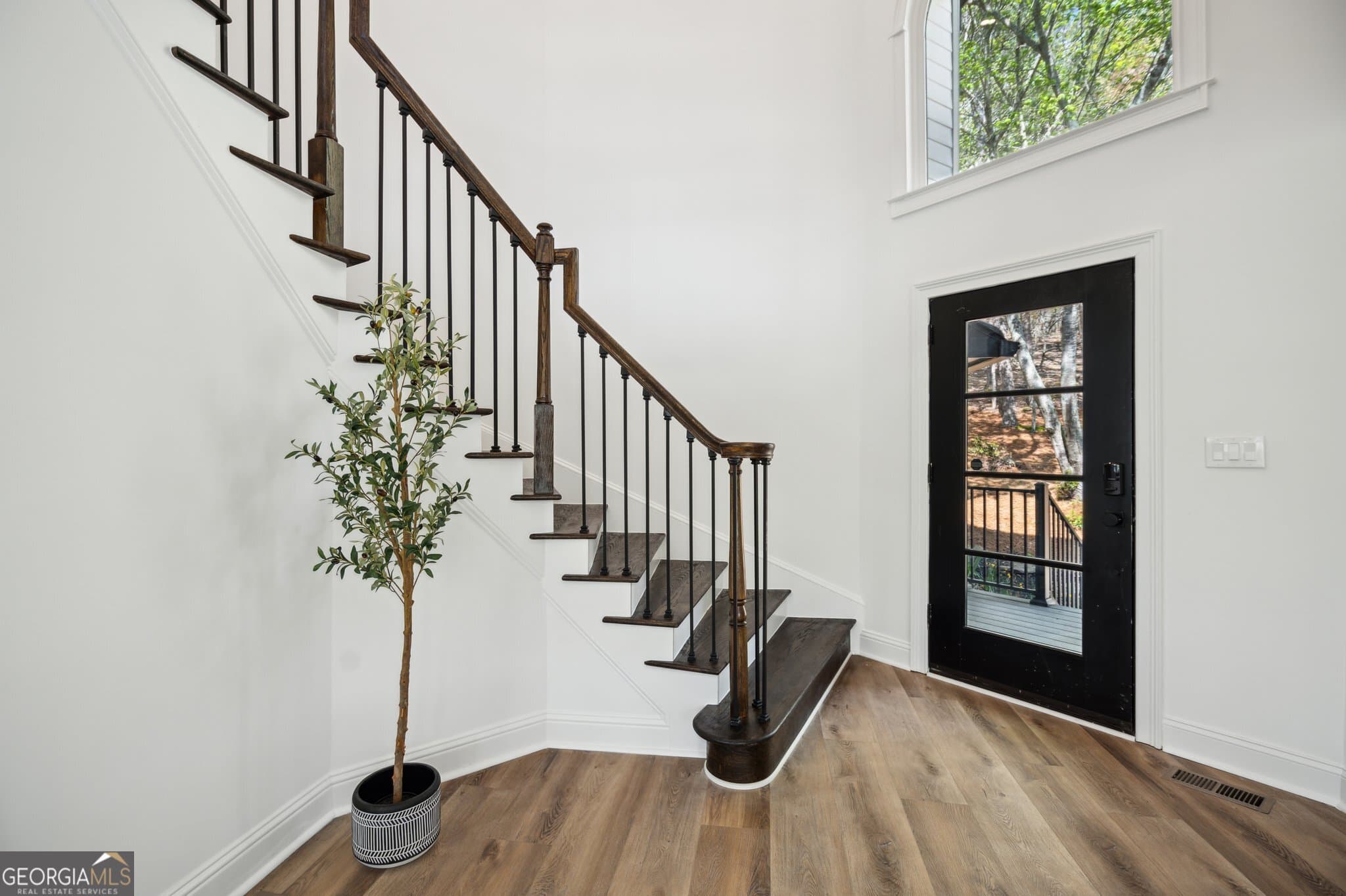 4 bedroom, 3.5 bathroom, 4,516 sq ft single family residence for sale at 2020 Tamarack Drive, Jasper, GA 30143 — photo 6