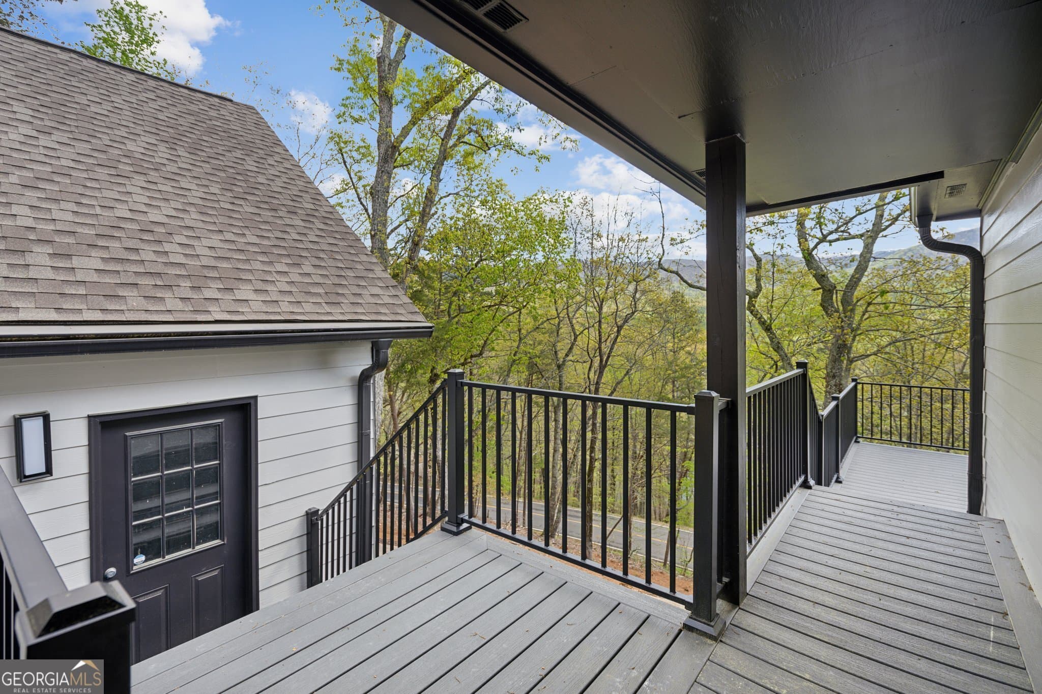 4 bedroom, 3.5 bathroom, 4,516 sq ft single family residence for sale at 2020 Tamarack Drive, Jasper, GA 30143 — photo 5