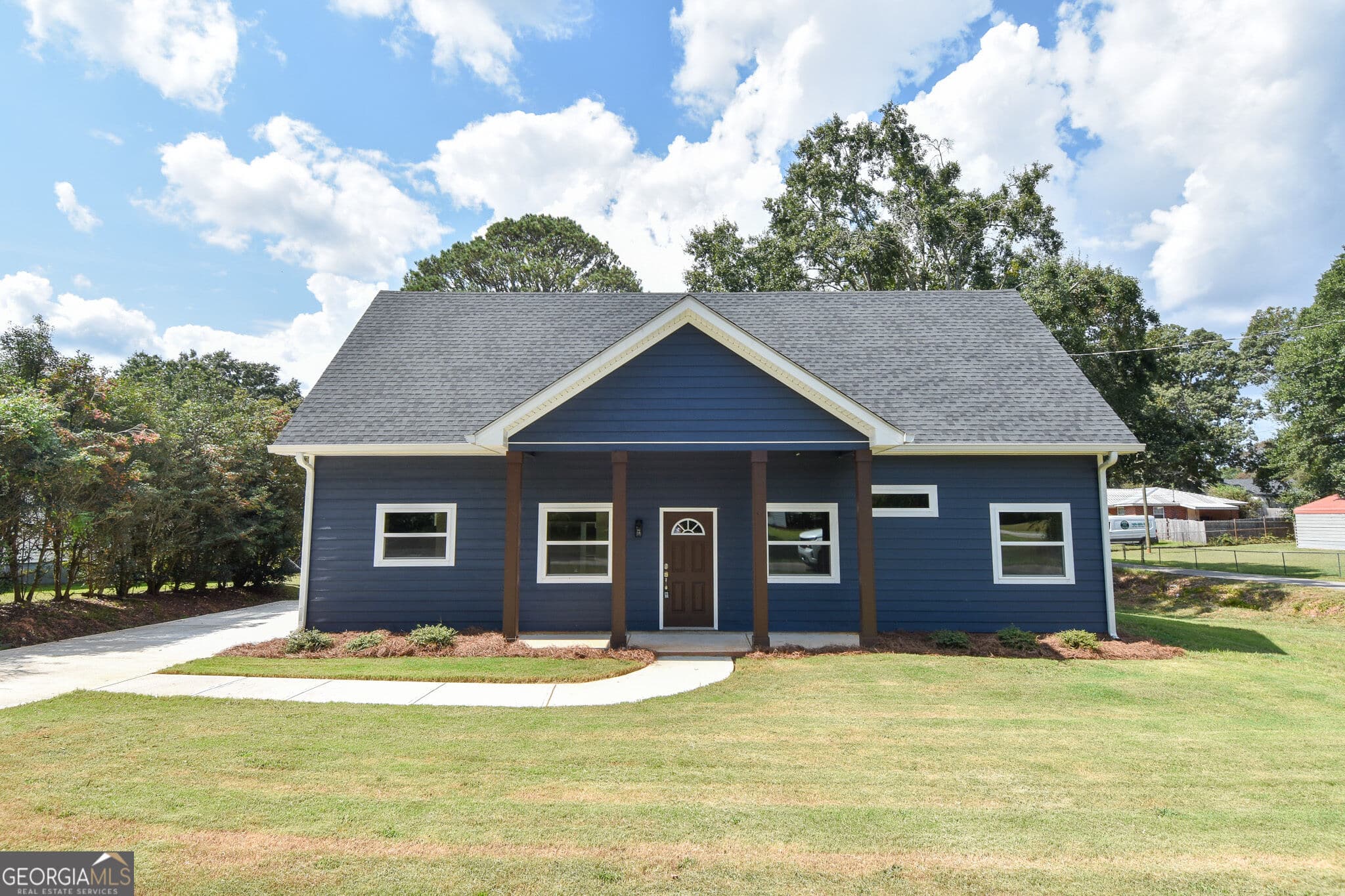 3 bedroom, 2 bathroom, 1,760 sq ft single family residence for sale at 124 Johnson Street, Barnesville, GA 30204