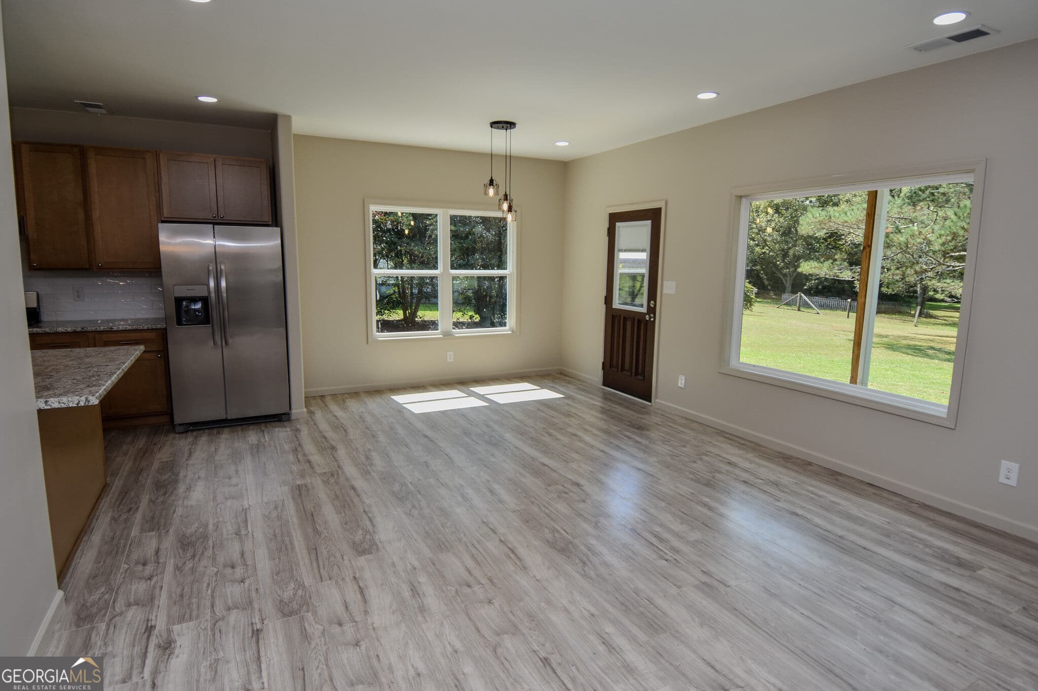 3 bedroom, 2 bathroom, 1,760 sq ft single family residence for sale at 124 Johnson Street, Barnesville, GA 30204 — photo 9