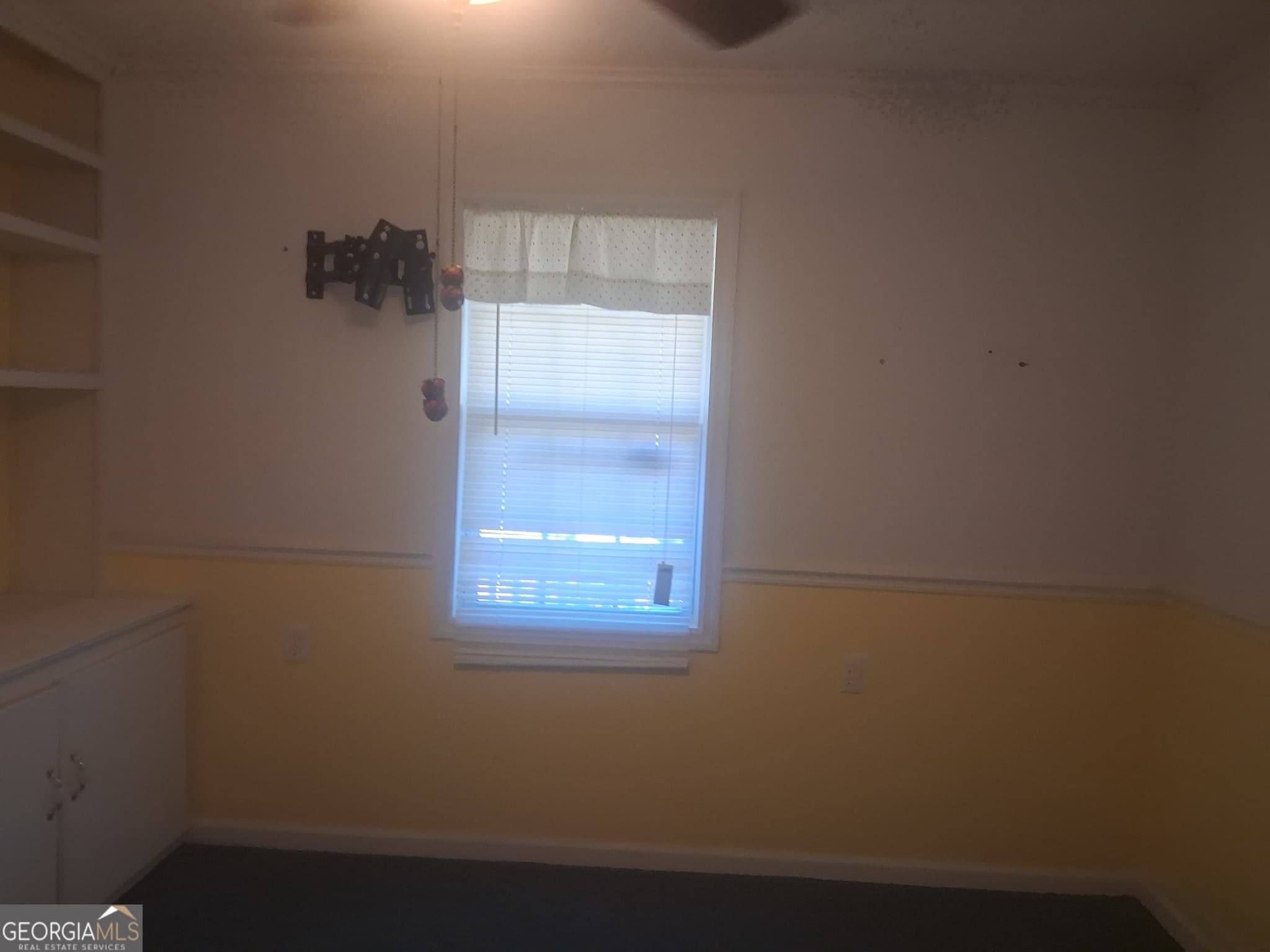 3 bedroom, 2 bathroom, 1,380 sq ft single family residence for sale at 5533 Russell Avenue, Eastman, GA 31023 — photo 7