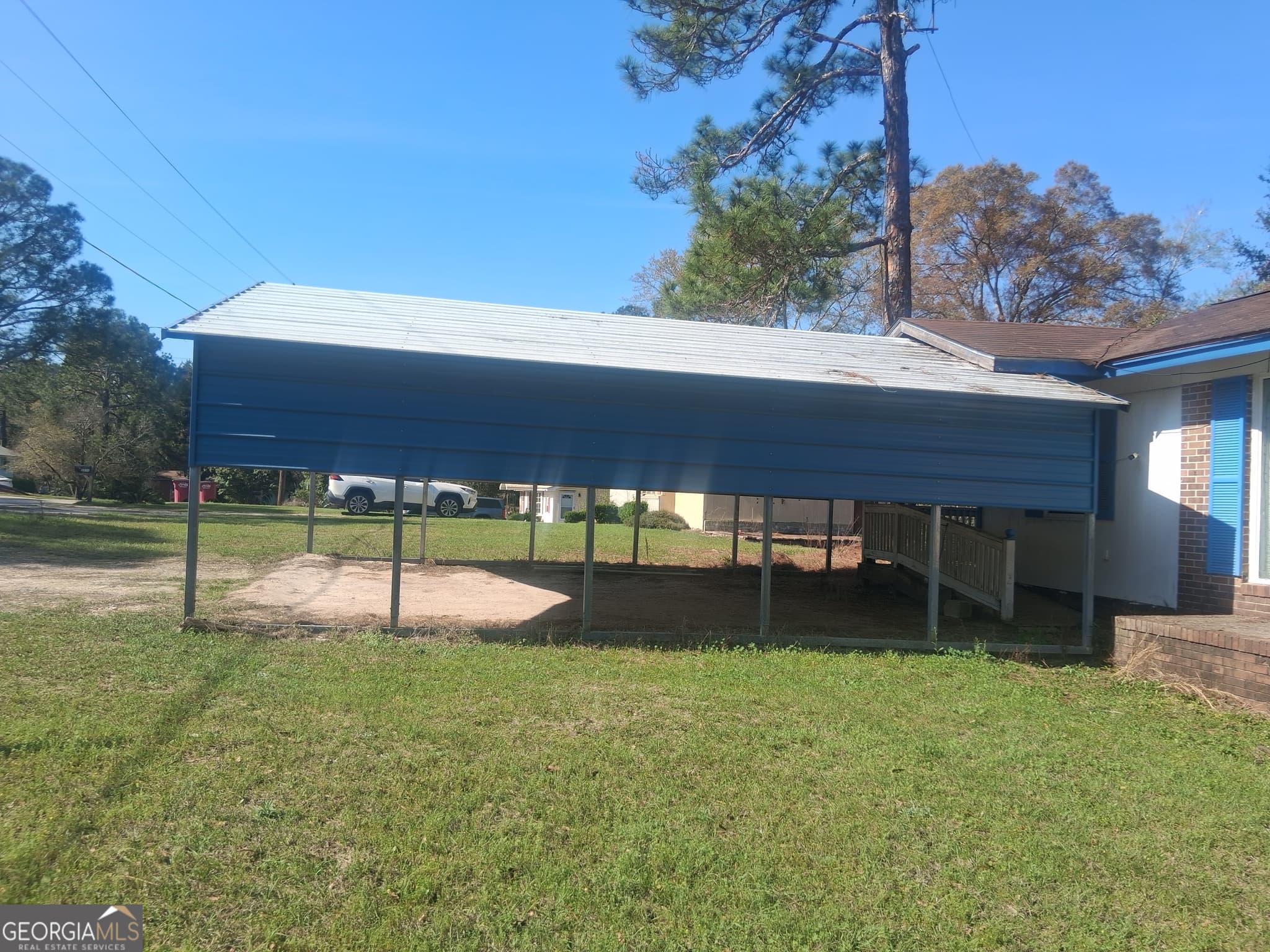 3 bedroom, 2 bathroom, 1,380 sq ft single family residence for sale at 5533 Russell Avenue, Eastman, GA 31023