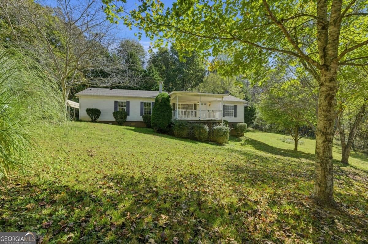 3 bedroom, 2 bathroom manufactured home,single family residence for sale at 194 Forge Mill Estates Drive, Morganton, GA 30560 — photo 2