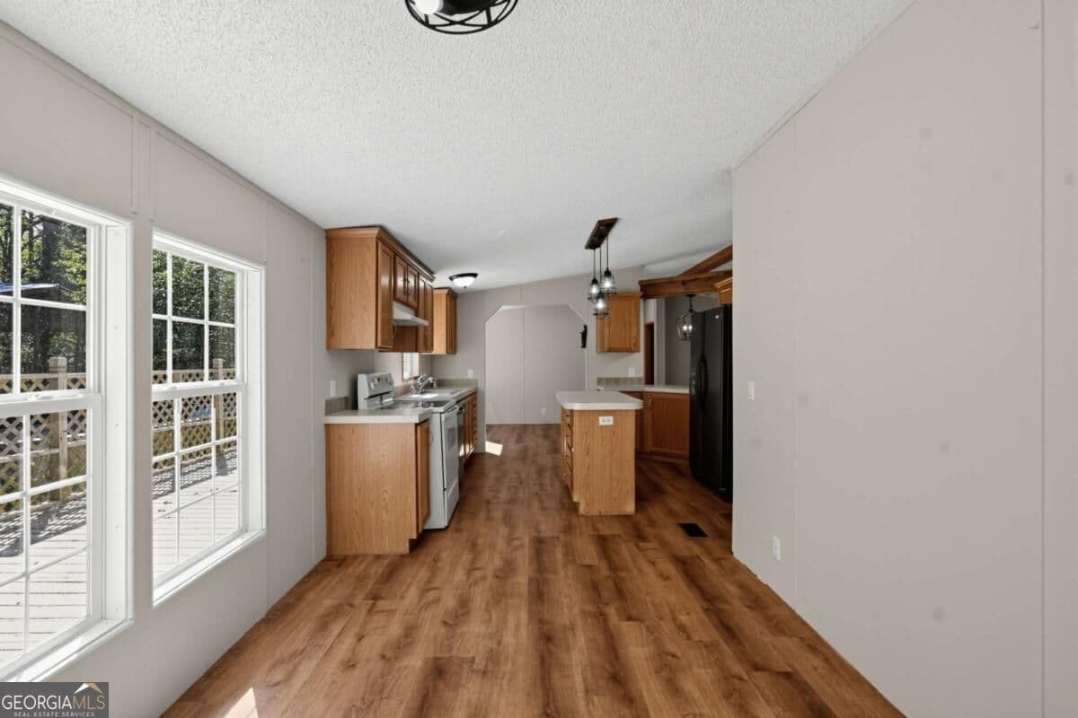 3 bedroom, 2 bathroom manufactured home,single family residence for sale at 194 Forge Mill Estates Drive, Morganton, GA 30560 — photo 8