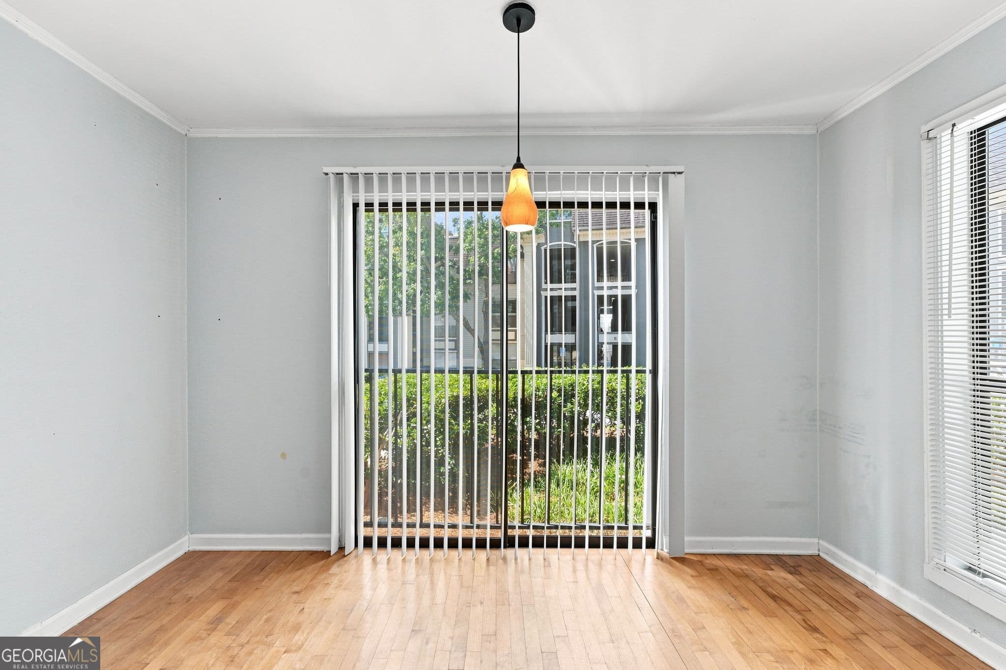 1 bedroom, 1 bathroom, 720 sq ft condominium for sale at 2657 Lenox Road M-168, Atlanta, GA 30324 — photo 3