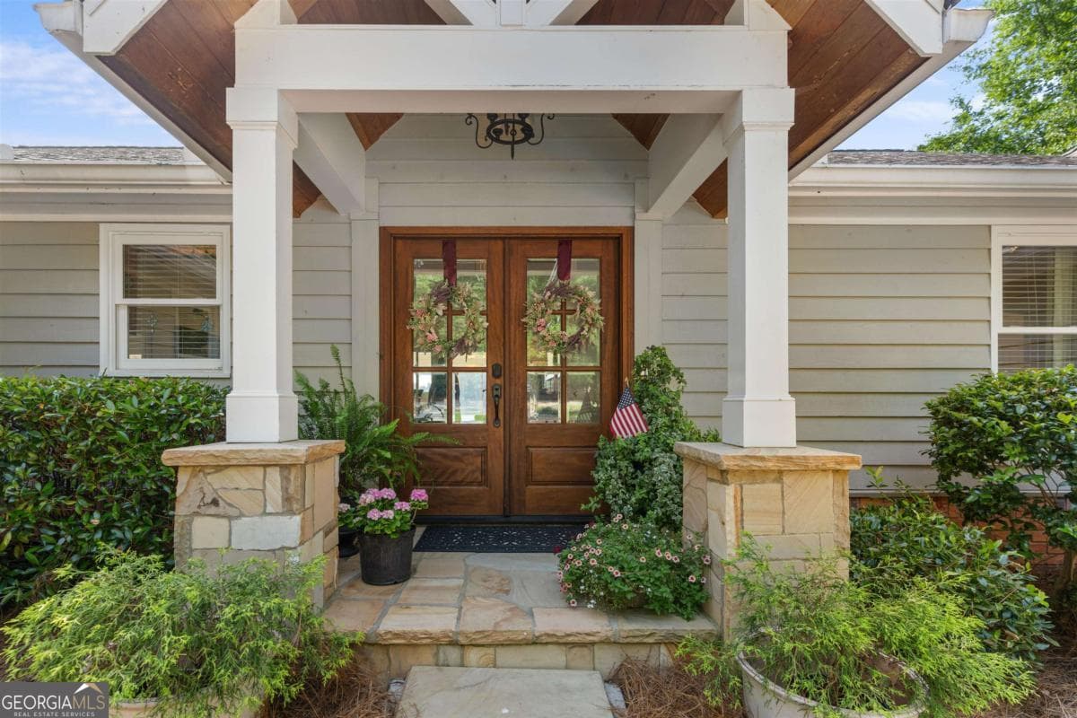 3 bedroom, 3.5 bathroom, 5,093 sq ft single family residence for sale at 1430 Buckhead Drive, Greensboro, GA 30642 — photo 6