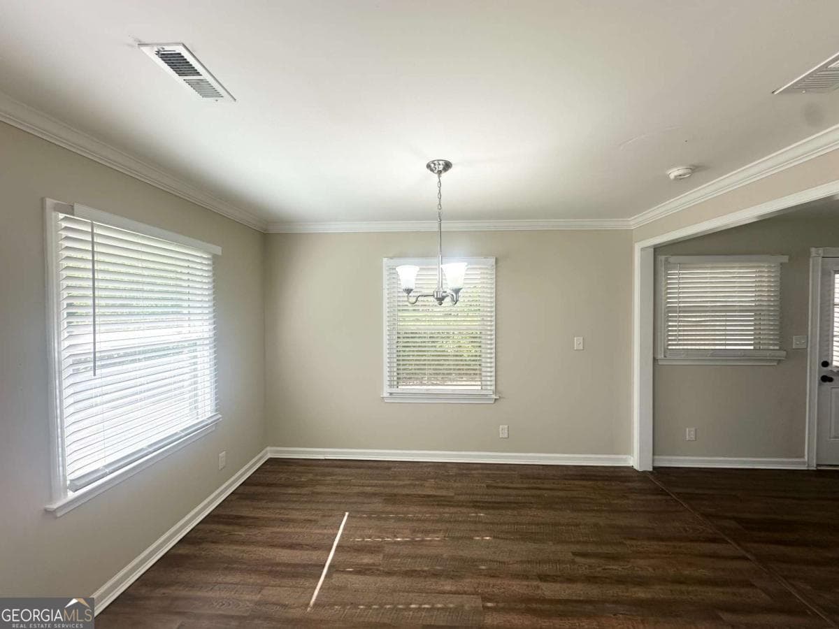 3 bedroom, 1 bathroom, 1,148 sq ft single family residence for sale at 2469 Baywood Drive, Atlanta, GA 30315 — photo 9