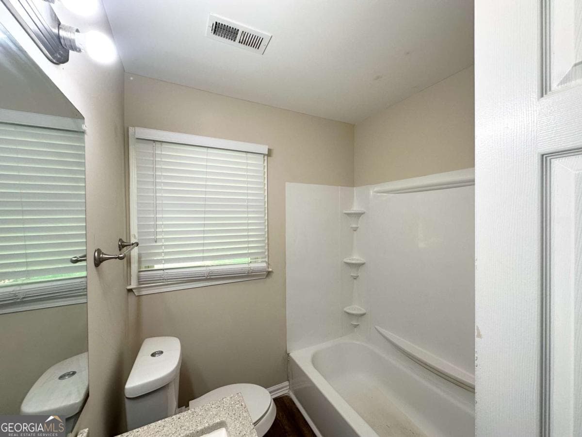 3 bedroom, 1 bathroom, 1,148 sq ft single family residence for sale at 2469 Baywood Drive, Atlanta, GA 30315 — photo 10