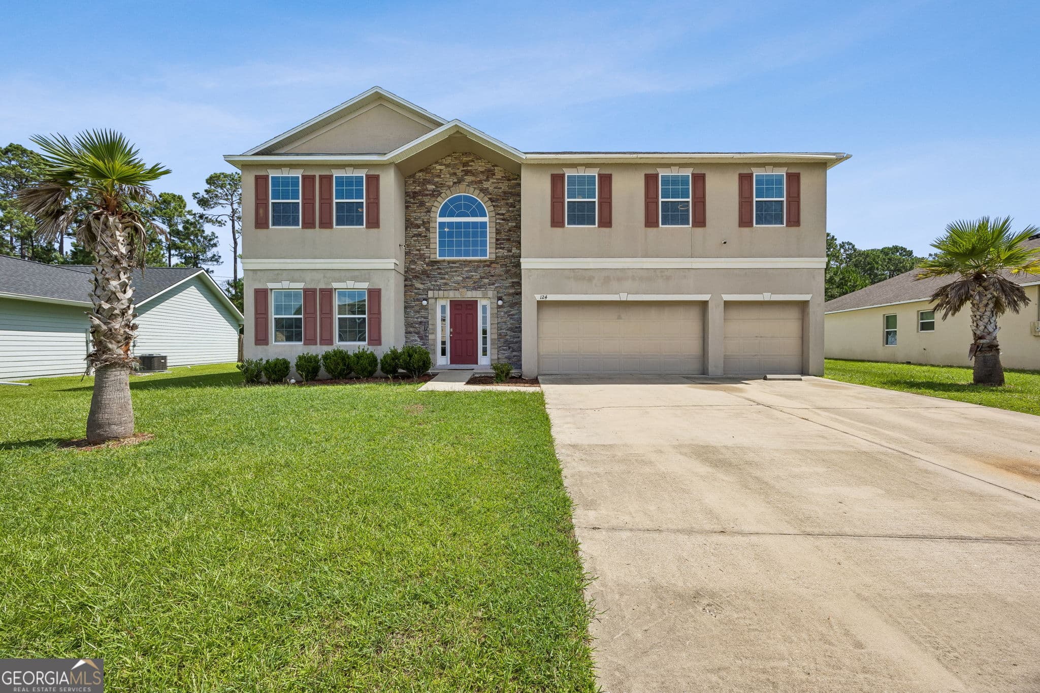 6 bedroom, 4.5 bathroom, 3,622 sq ft single family residence for sale at 124 Cedar Circle Drive, Kingsland, GA 31548 — photo 2