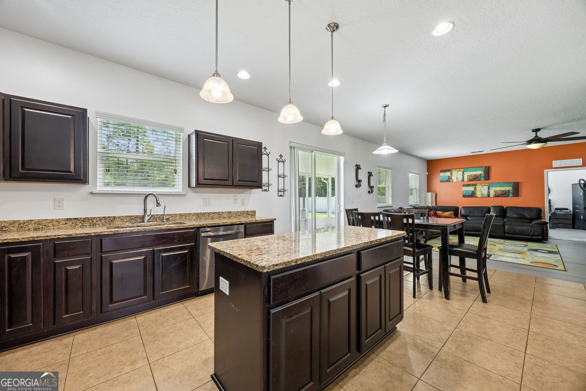 6 bedroom, 4.5 bathroom, 3,622 sq ft single family residence for sale at 124 Cedar Circle Drive, Kingsland, GA 31548 — photo 5