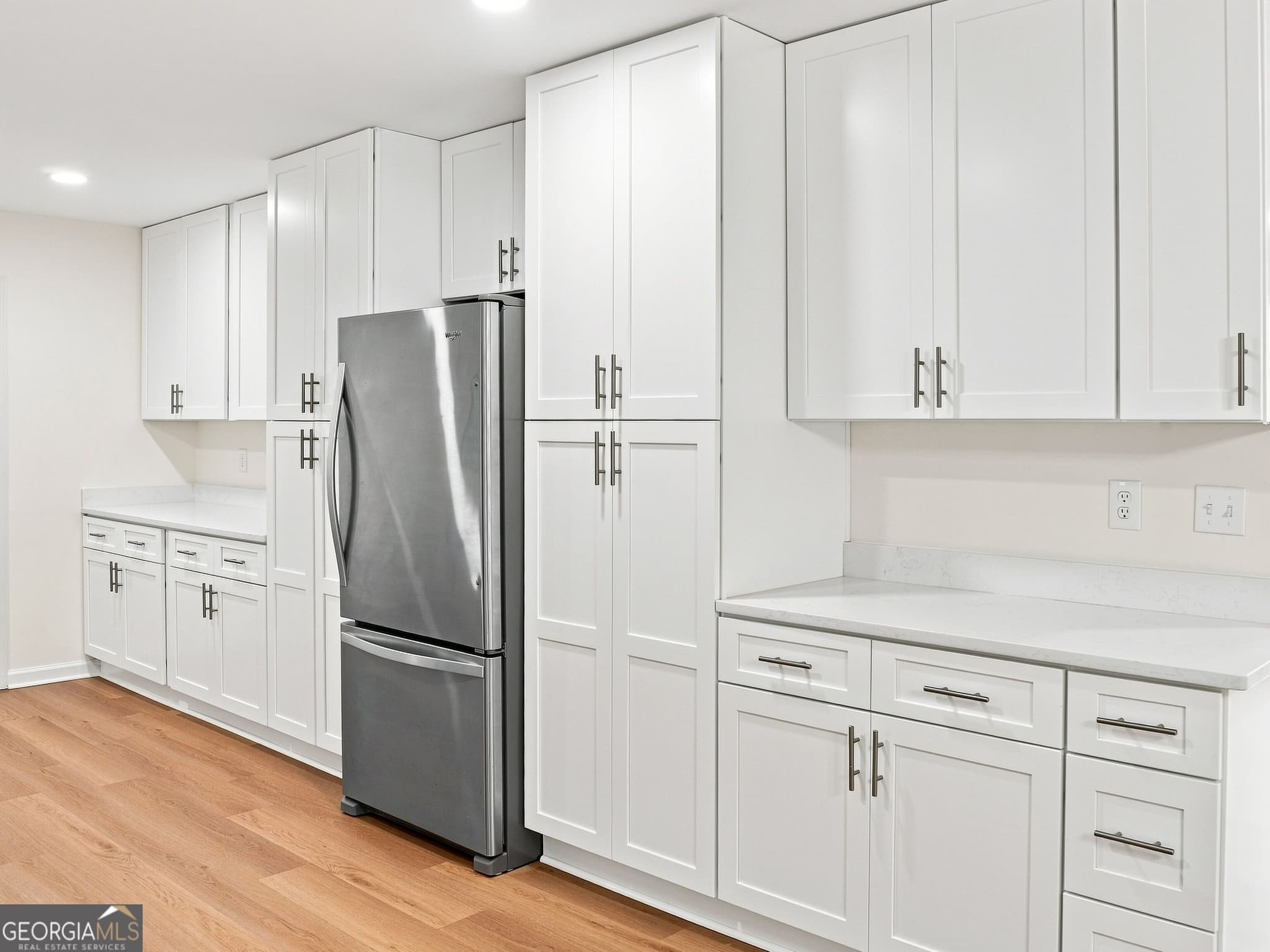 3 bedroom, 3 bathroom, 2,095 sq ft single family residence for sale at 3080 Ashly Cove Lane, Snellville, GA 30078 — photo 7