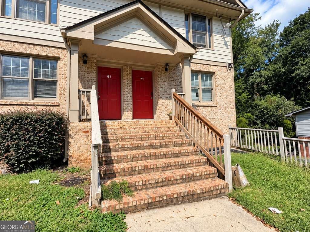 3 bedroom, 2.5 bathroom, 864 sq ft townhouse for sale at 1660 Stanton Road 1B, Atlanta, GA 30311 — photo 5