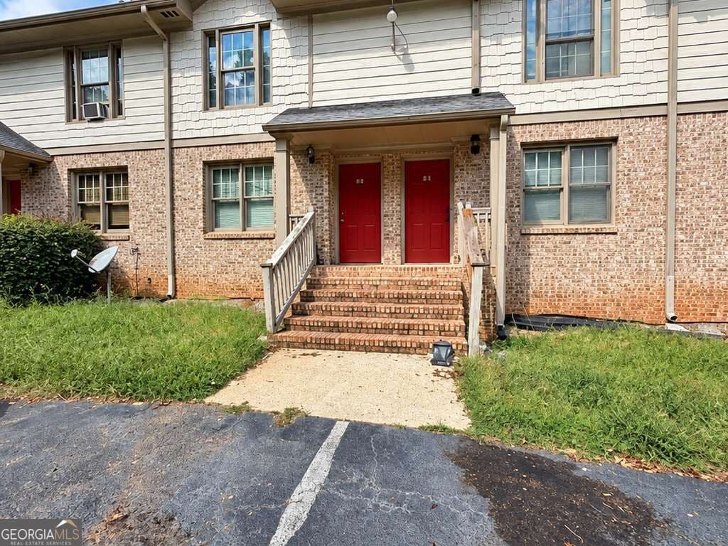 3 bedroom, 2.5 bathroom, 864 sq ft townhouse for sale at 1660 Stanton Road 1B, Atlanta, GA 30311 — photo 4