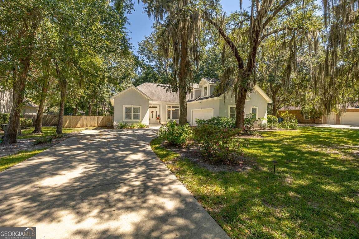 4 bedroom, 2.5 bathroom, 3,203 sq ft single family residence for sale at 330 Cinder Hill Drive, Brunswick, GA 31523 — photo 1 of 50