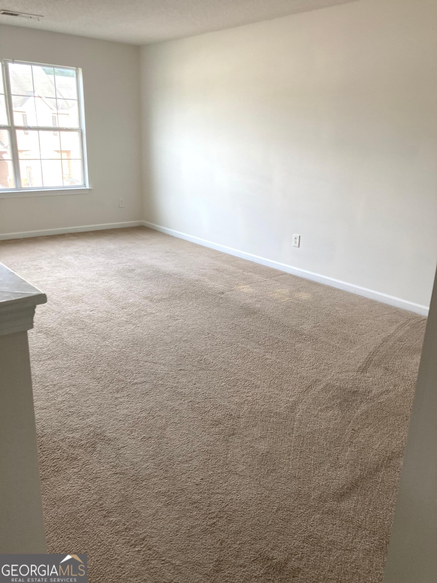 3 bedroom, 2.5 bathroom, 1,892 sq ft townhouse for rent at 7280 Wagon Wheel Court, Jonesboro, GA 30236 for $1,700 a month — photo 3