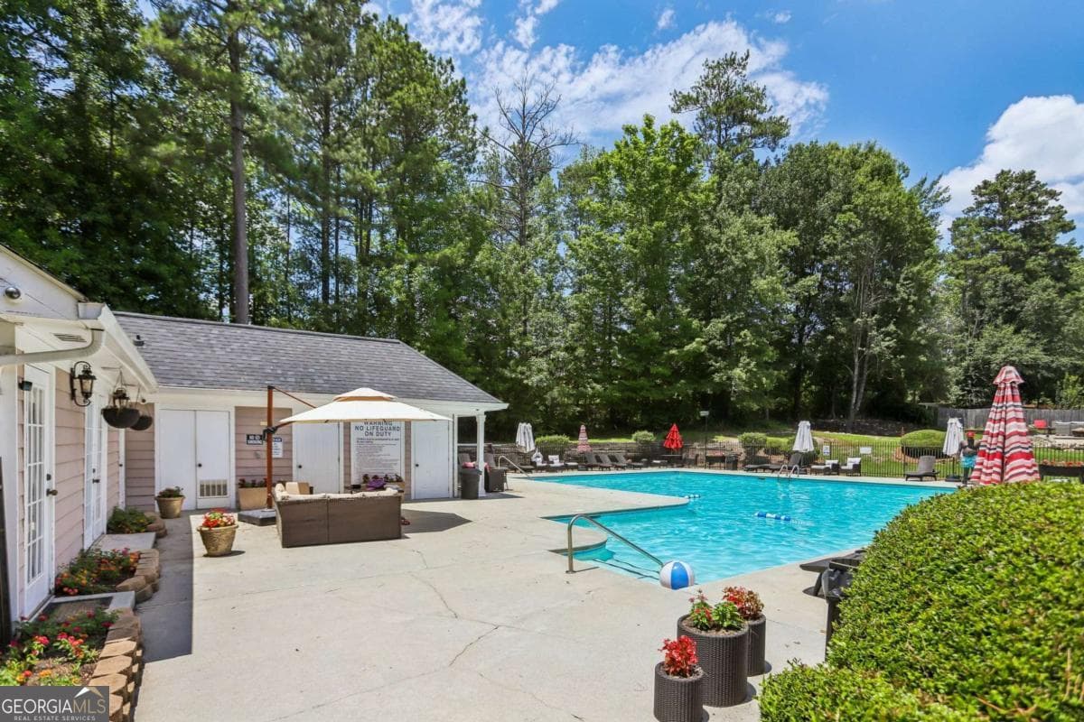 5 bedroom, 3 bathroom, 2,724 sq ft single family residence for sale at 1586 Rice Square, Lithonia, GA 30058 — photo 6