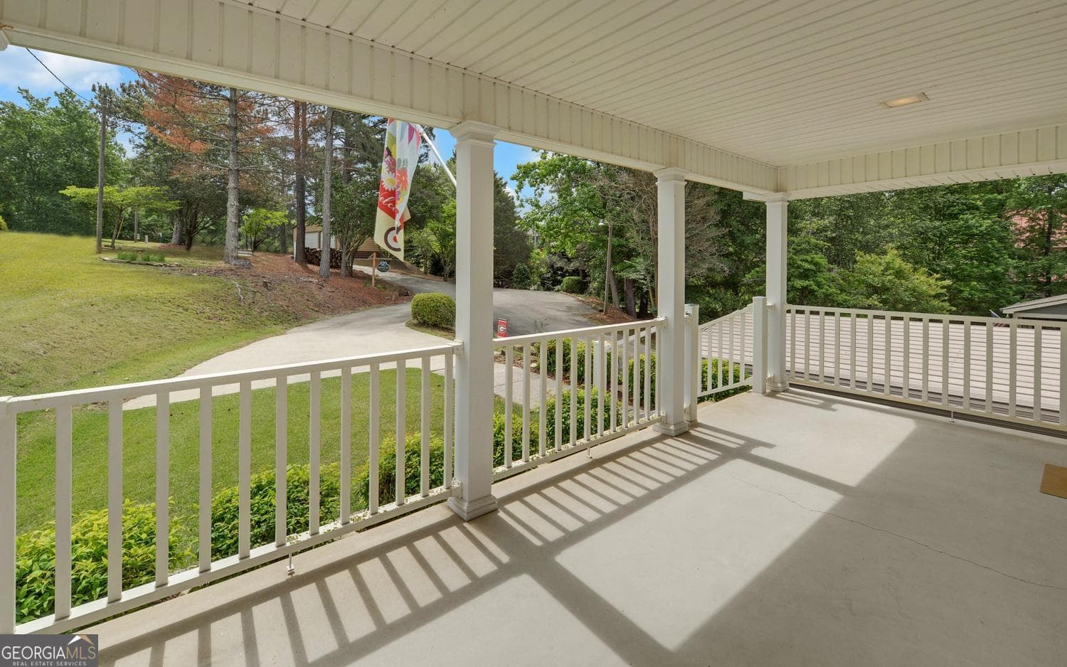 3 bedroom, 2 bathroom, 1,786 sq ft single family residence for sale at 157 Nelle Drive, Hartwell, GA 30643 — photo 8