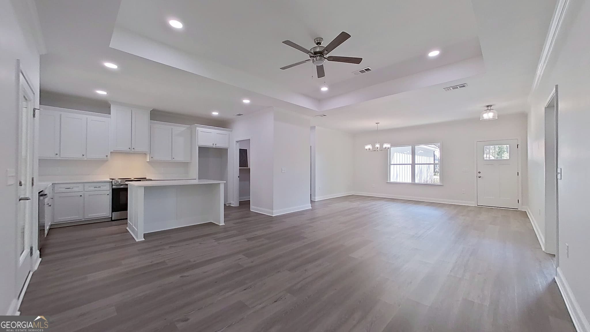 3 bedroom, 2 bathroom single family residence for sale at 425 Woodridge Lane, Cairo, GA 39827 — photo 5