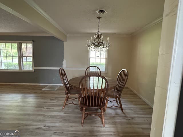 3 bedroom, 2.5 bathroom, 2,003 sq ft single family residence for sale at 306 Hillcrest Avenue, Warner Robins, GA 31088 — photo 6