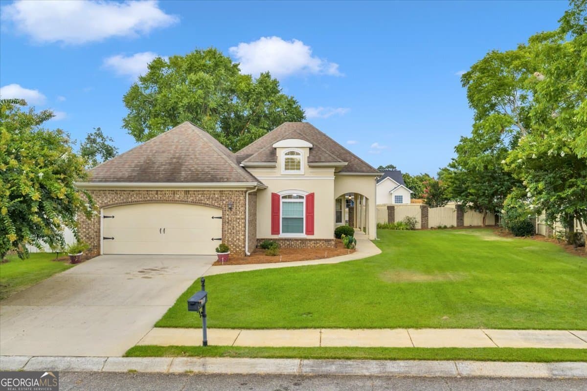 3 bedroom, 2 bathroom, 1,553 sq ft single family residence sold at 101 Huntington Way, Centerville, GA 31028