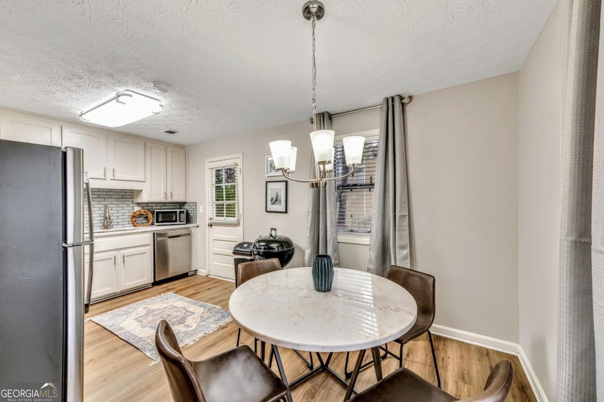 2 bedroom, 2 bathroom, 1,200 sq ft duplex for rent at 160 Booth Road APT B, Marietta, GA 30008 for $3,600 a month — photo 5