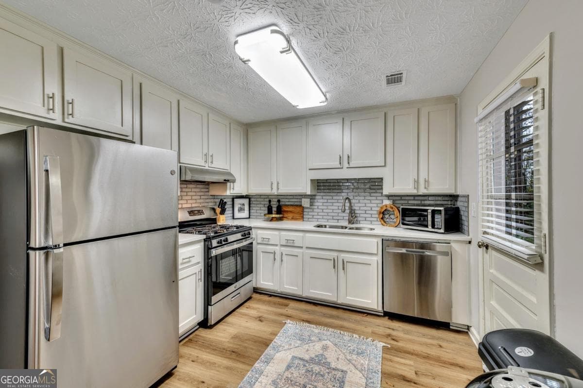 2 bedroom, 2 bathroom, 1,200 sq ft duplex for rent at 160 Booth Road APT B, Marietta, GA 30008 for $3,600 a month — photo 8