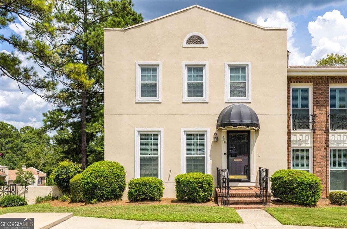 3 bedroom, 3.5 bathroom, 2,970 sq ft condominium for sale at 538 High Point North Road, Macon, GA 31210 — photo 3
