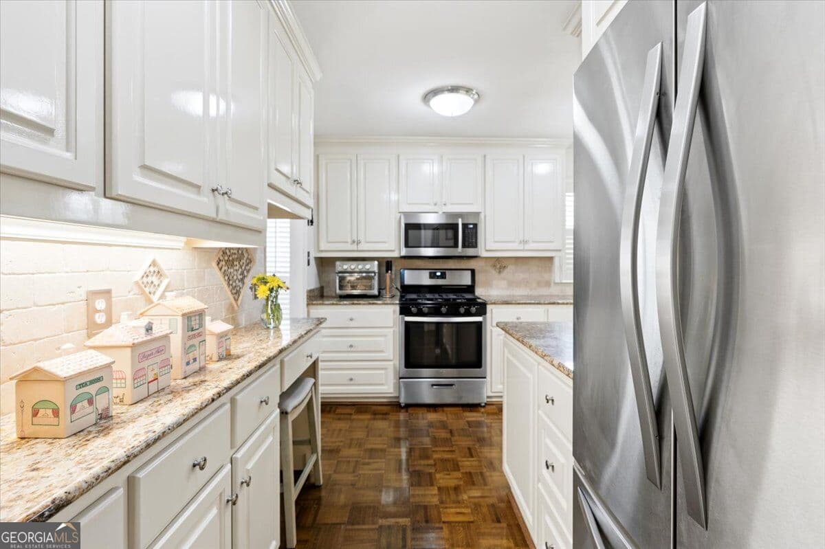 3 bedroom, 3.5 bathroom, 2,970 sq ft condominium for sale at 538 High Point North Road, Macon, GA 31210 — photo 8