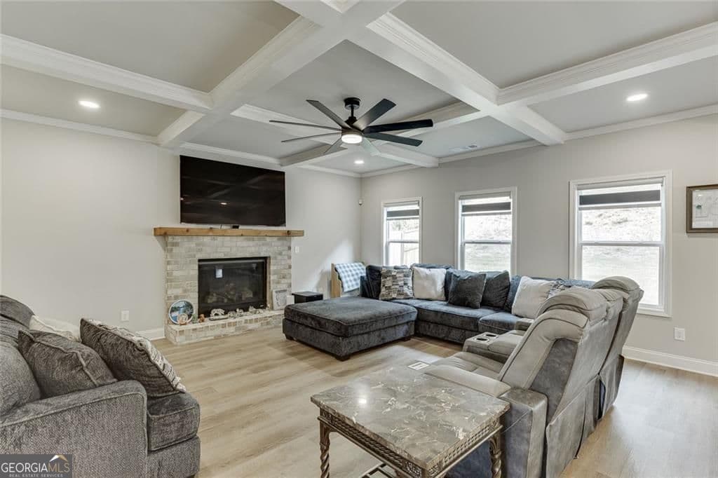5 bedroom, 4 bathroom, 3,044 sq ft single family residence for sale at 265 Cherokee Rose Lane, Hoschton, GA 30548 — photo 6