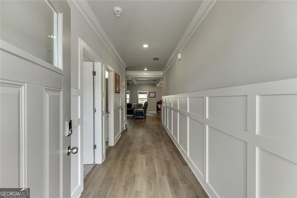 5 bedroom, 4 bathroom, 3,044 sq ft single family residence for sale at 265 Cherokee Rose Lane, Hoschton, GA 30548 — photo 3