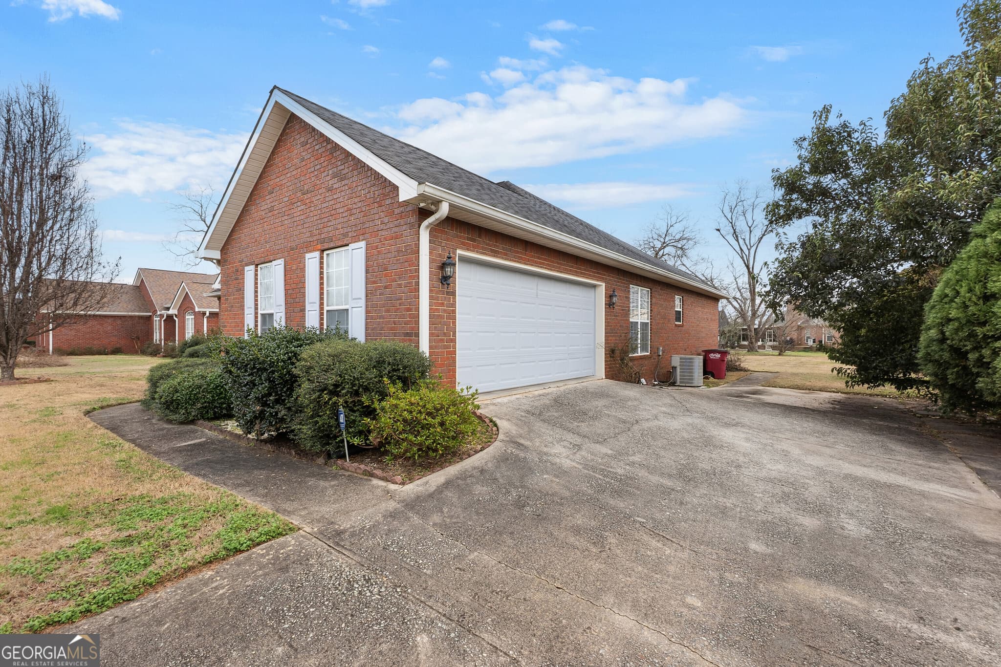 4 bedroom, 2 bathroom, 2,335 sq ft single family residence for sale at 436 Joseph Chandler Drive, Macon, GA 31216 — photo 5