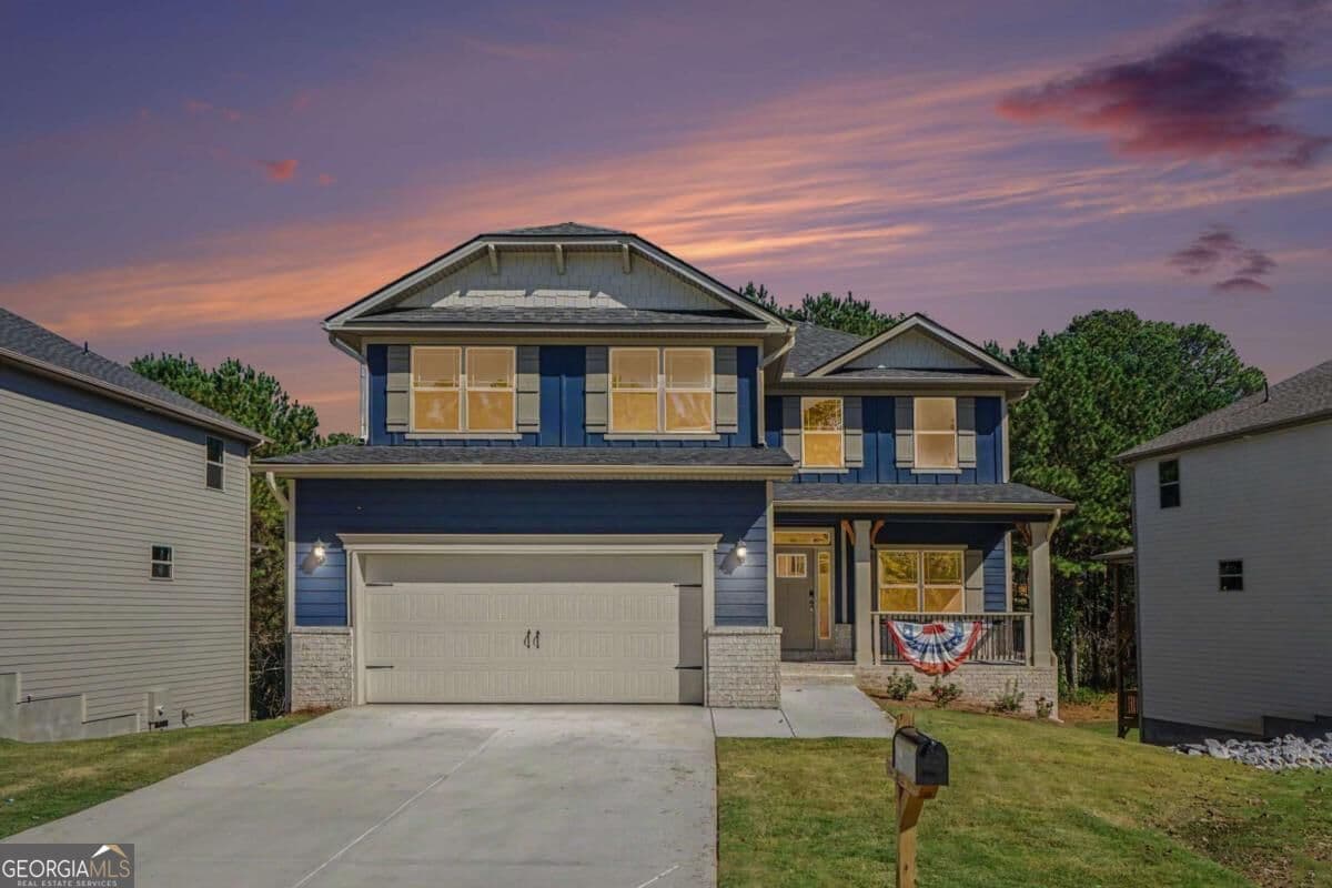 6 bedroom, 4.5 bathroom, 3,681 sq ft single family residence for sale at 434 Magnolia Grove Place, Cornelia, GA 30531 — photo 2