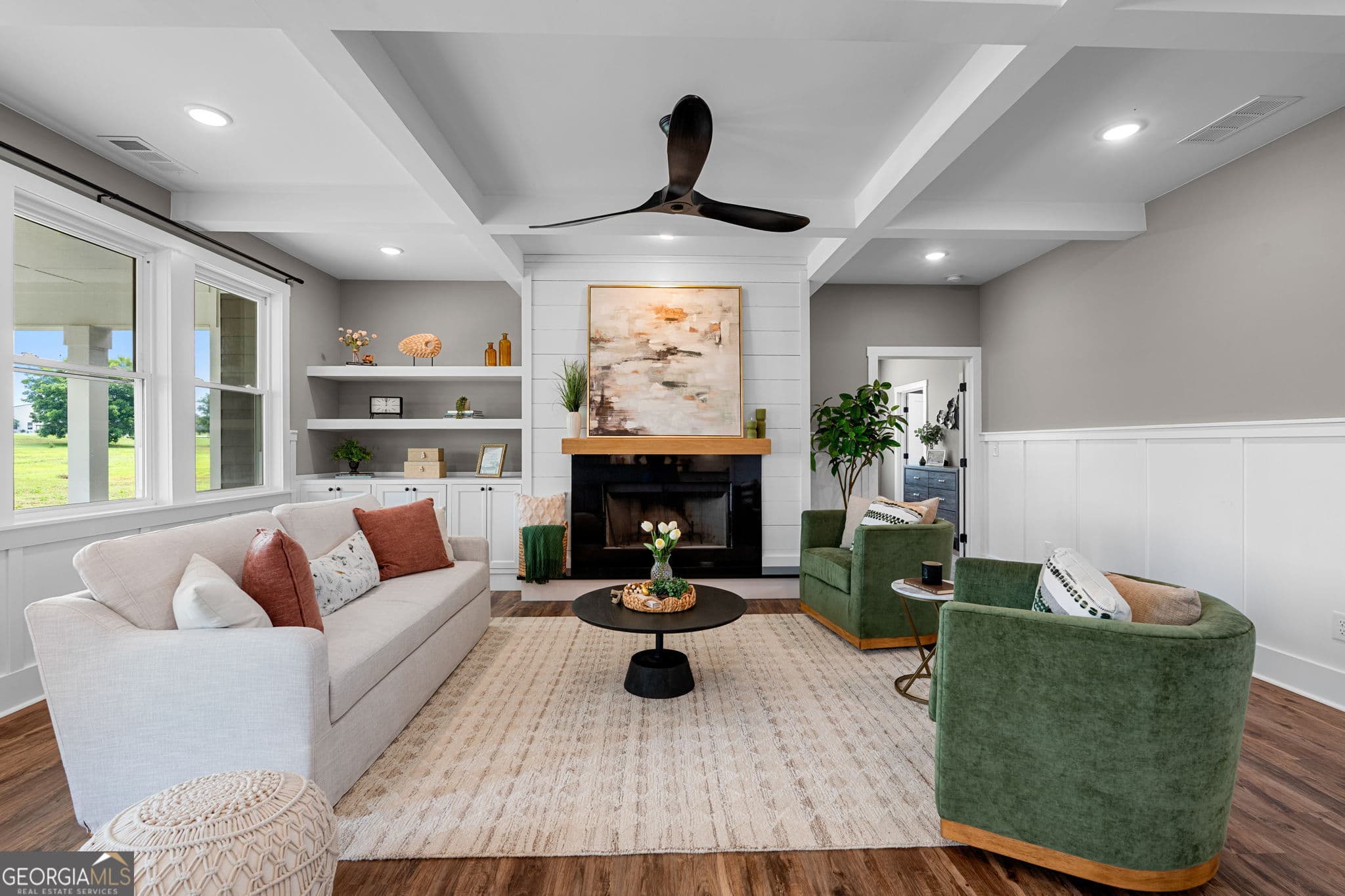 6 bedroom, 4.5 bathroom, 3,845 sq ft single family residence for sale at 404 Whipple Avenue, Williamson, GA 30292 — photo 3