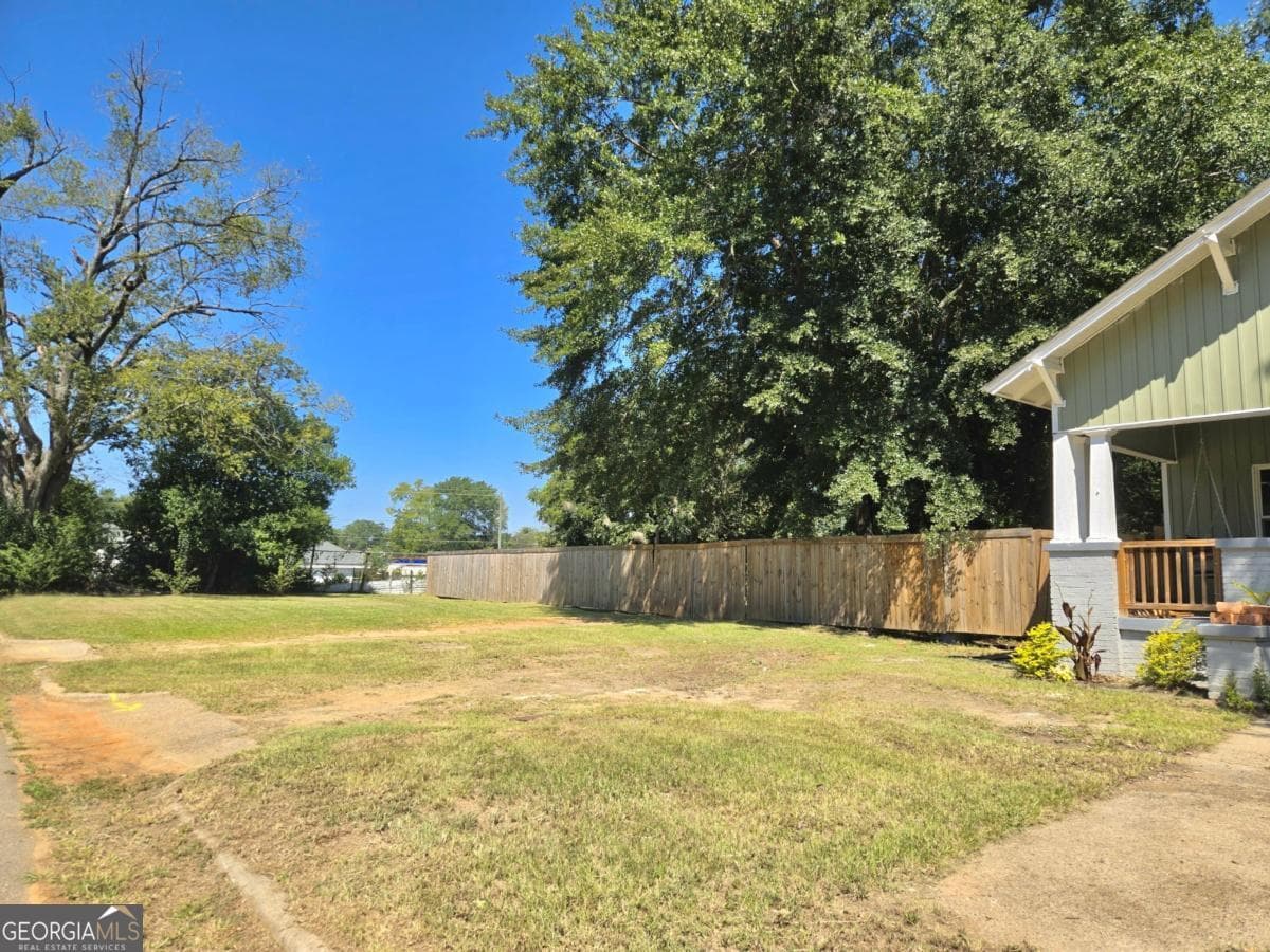 2 bedroom, 2 bathroom, 1,699 sq ft duplex for rent at 947 Troupe Street B, Macon, GA 31206 for $1,200 a month — photo 8